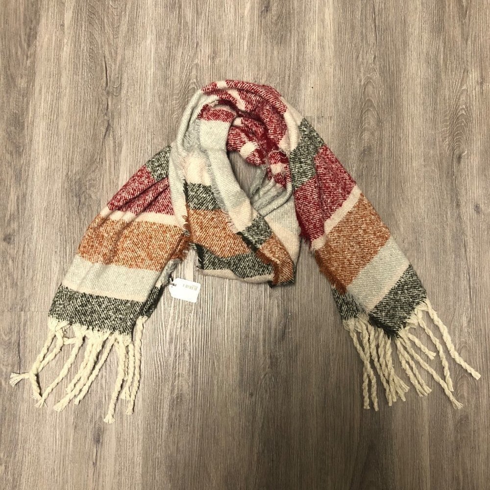 NWT Chunky Plaid Scarf Neutral Tone Multicolor Thick Blanket Scarf Fringe